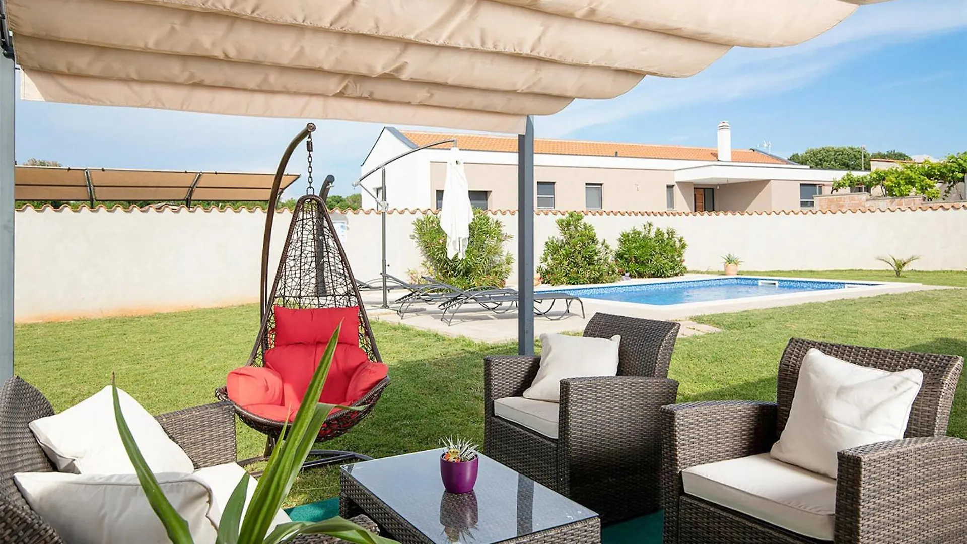 Tatil Evi Beautiful Home In Valbandon With Kitchen Hırvatistan